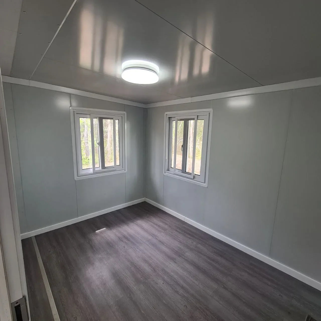 B6 Modern Prefab Home With 3 Bedrooms (800 sq ft)