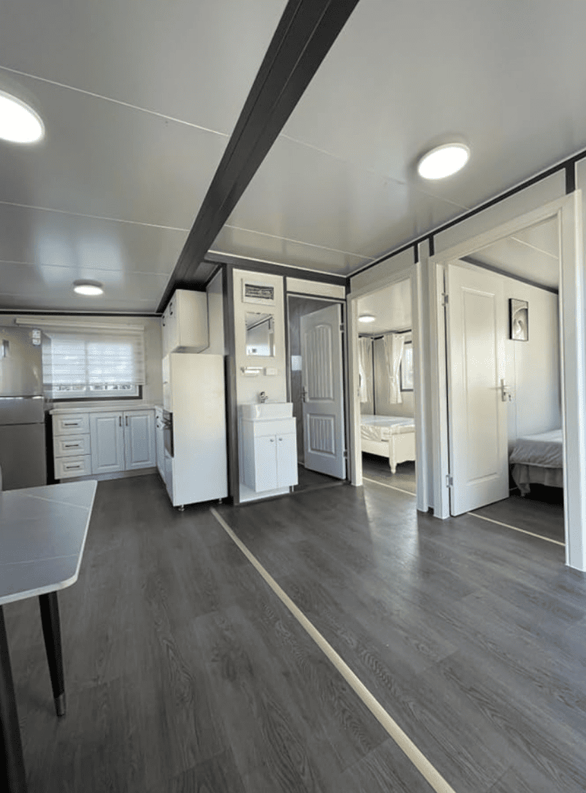 B6 Modern Prefab Home With 3 Bedrooms (800 sq ft)