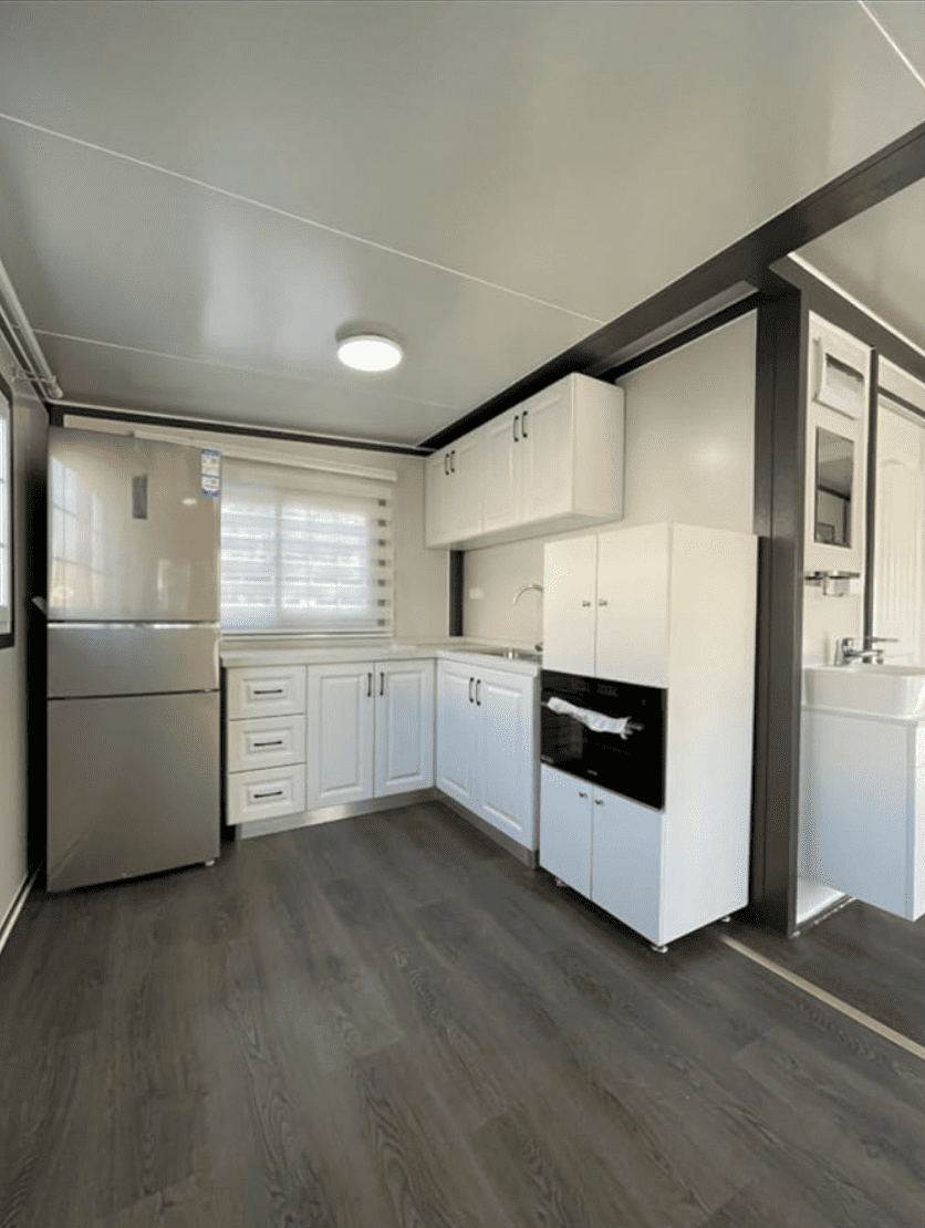 B6 Modern Prefab Home With 3 Bedrooms (800 sq ft)