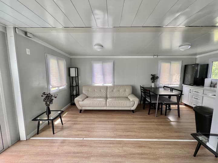 K68 Off-Grid Tiny Home With 2 Bedrooms, Kitchen & Bathroom (400 sq ft)